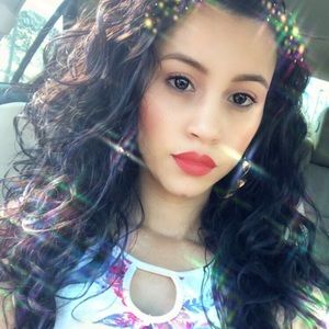 Meet your Posher, Martika